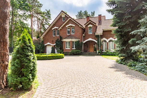 Best Professional Driveway Pavers  in North Manchester, IN